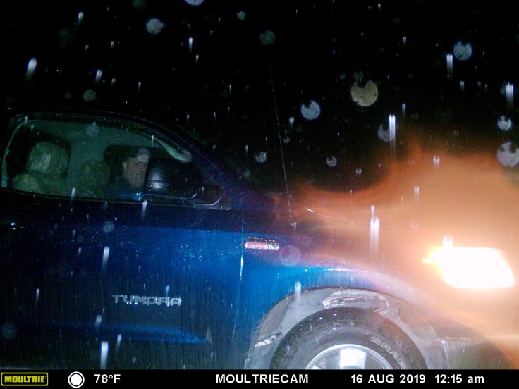 This image has an empty alt attribute; its file name is mfdc0256-21.jpg